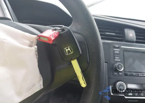 2020 Honda Civic Lx z USA, uszkodzony, nr VIN 2HGFC2F66LH556582